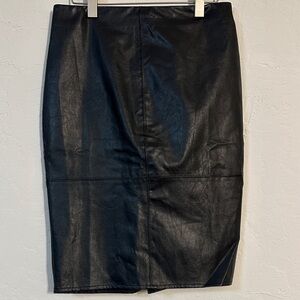 Lulu's Black Pencil Skirt